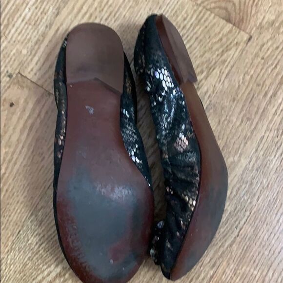 KELSI DAGGER EMBELLISHED DETAIL FLATS SIZE… - Picture 5 of 7